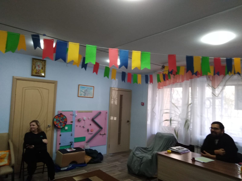 В Бийской епархии прошла очередная встреча со священником в православном клубе  общественной организации для детей с ДЦП и их родителями «Дети - Ангелы»